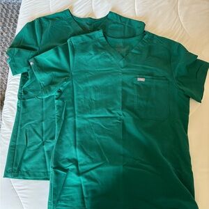 Figs Scrubs Set x2 (Hunter Greet)